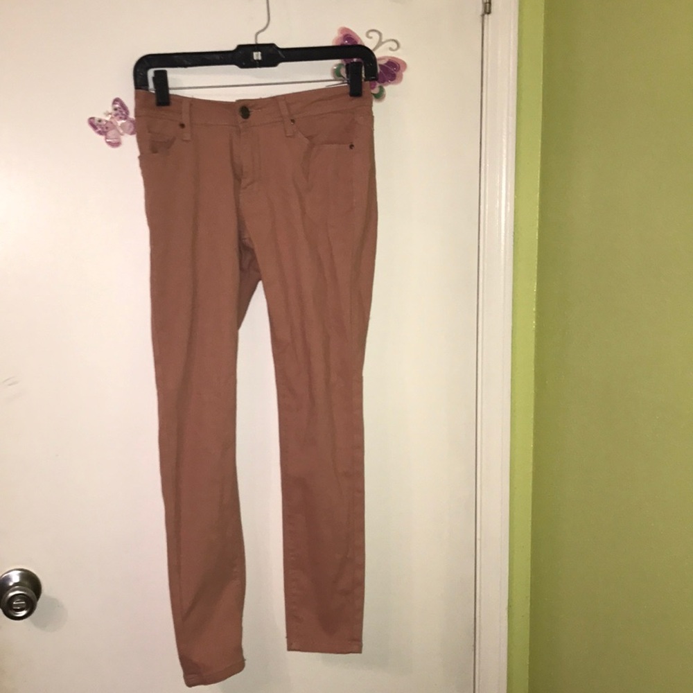 New pink skinny jeans